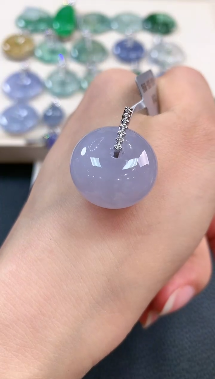 【闪购商品】翡翠吊坠(不含链)18K金镶嵌b48不退换多样性一件发货