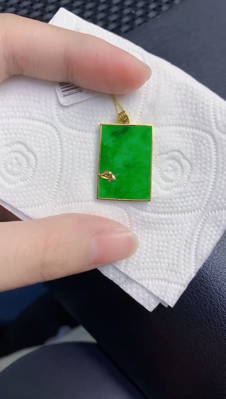 颈饰18K金镶嵌翡翠天然翡翠缅甸A货