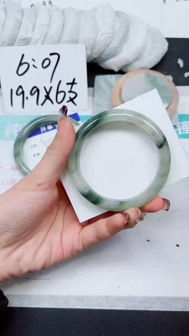 【闪购商品】石英质玉手镯未镶嵌A7-58/59