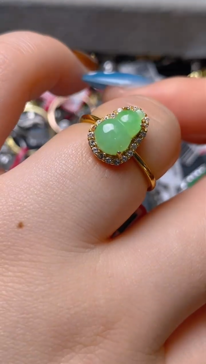 银S925镶嵌戒指翡翠百内无证书