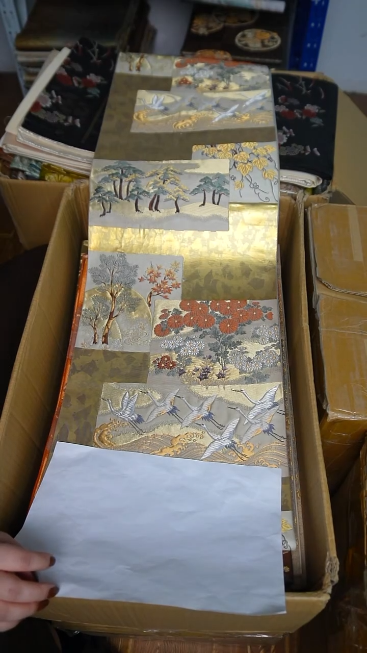 织绣知**福箔底风景画