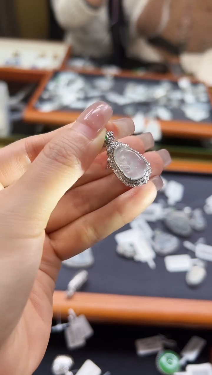 【闪购商品】翡翠颈饰18K金镶嵌DFZ0215-118