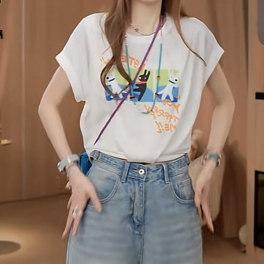 设计感时尚透气显瘦印花短袖T恤女2025夏季新款圆领休闲通勤上衣