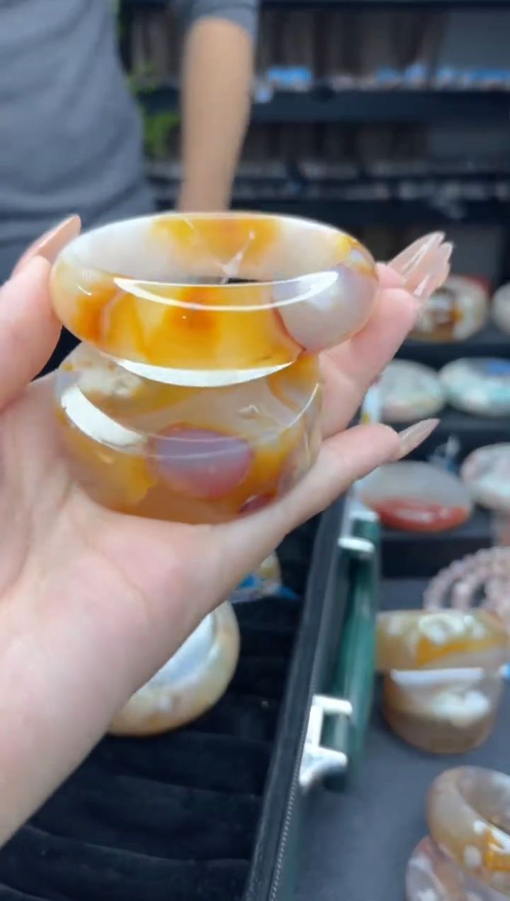 【闪购商品】石英质玉手镯未镶嵌2251（59圈赠送镯心）