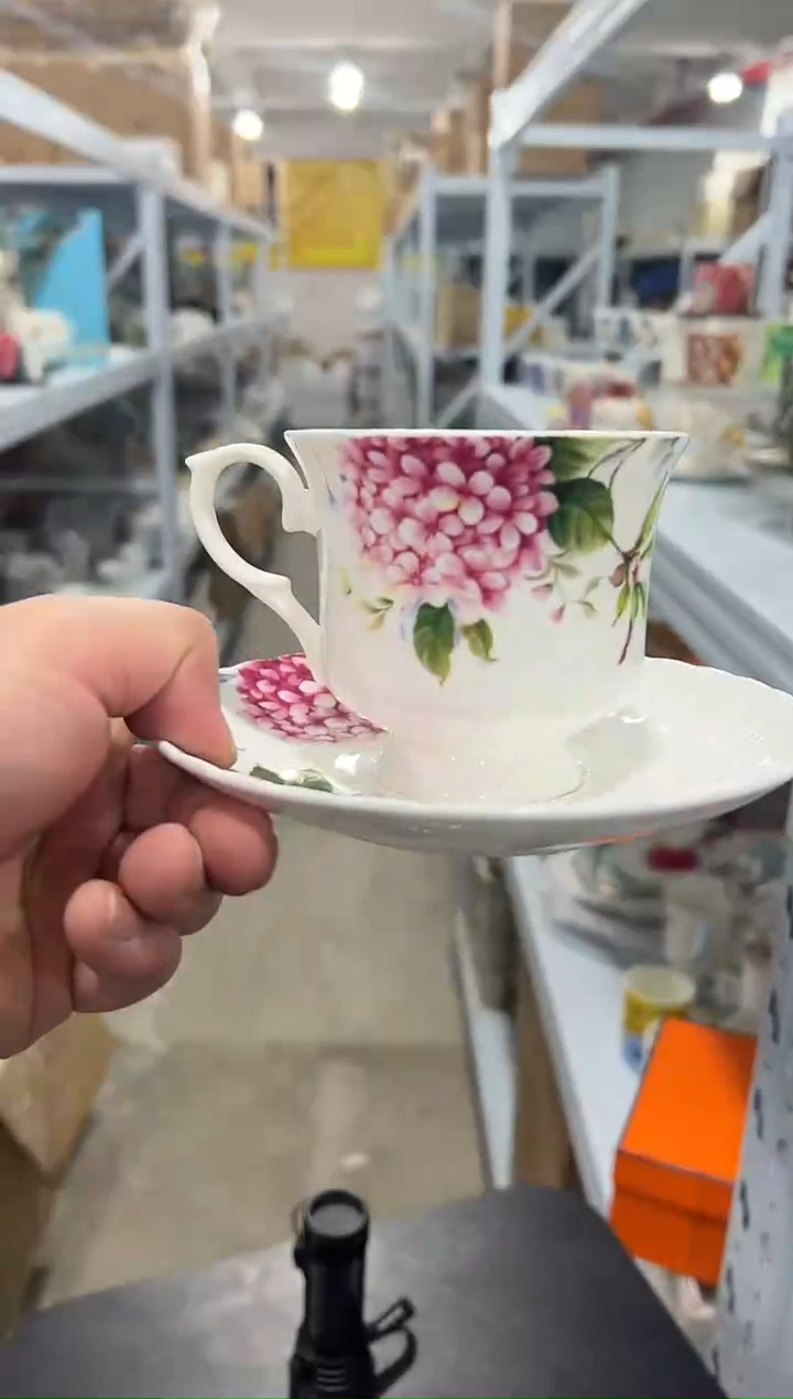 杯子骨瓷绣球花咖啡杯碟一套+小勺