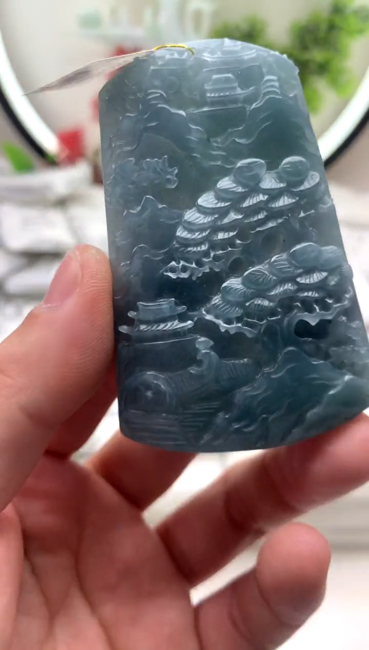 【闪购商品】翡翠颈饰未镶嵌山水牌