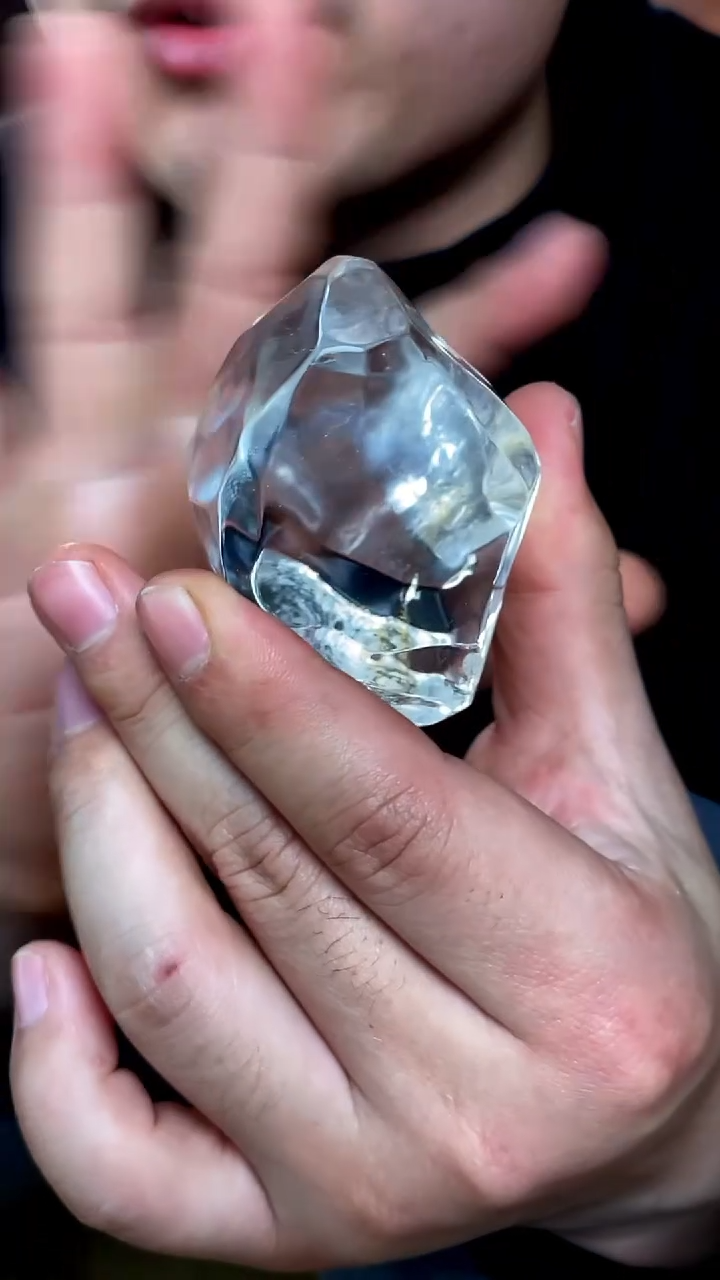水晶摆件未镶嵌76