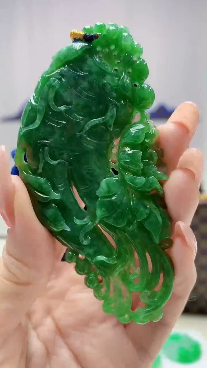 【闪购商品】定制翡翠未镶嵌4917DD-毛货挂件