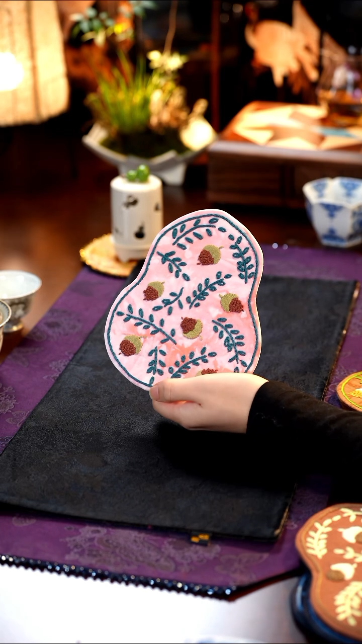 银****吃葫芦杯垫··········