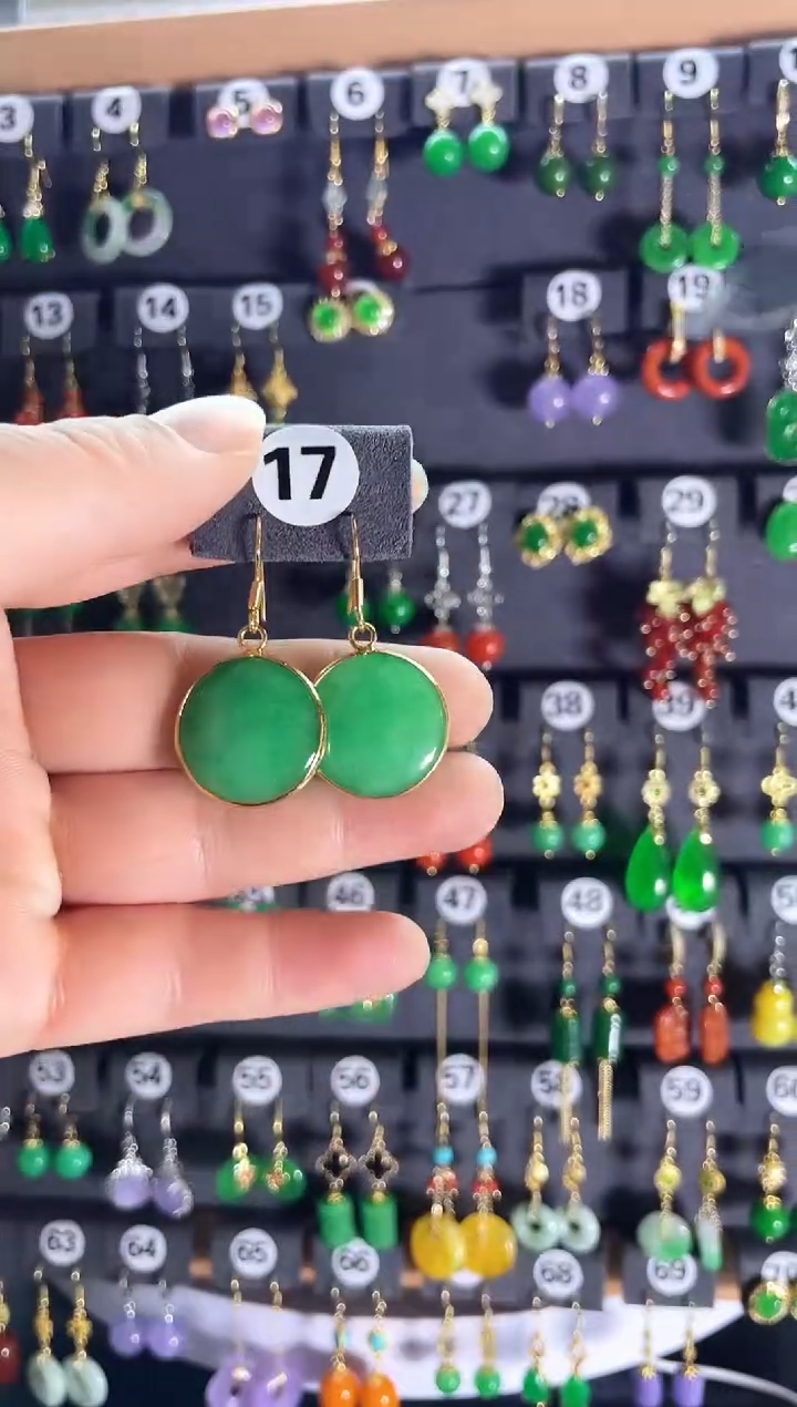 【闪购商品】翡翠耳饰银S925镶嵌17....