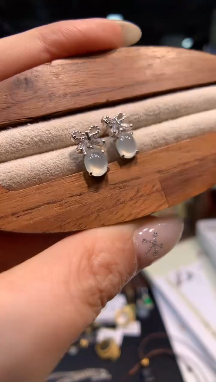 银S925镶嵌翡翠耳饰耳钉
