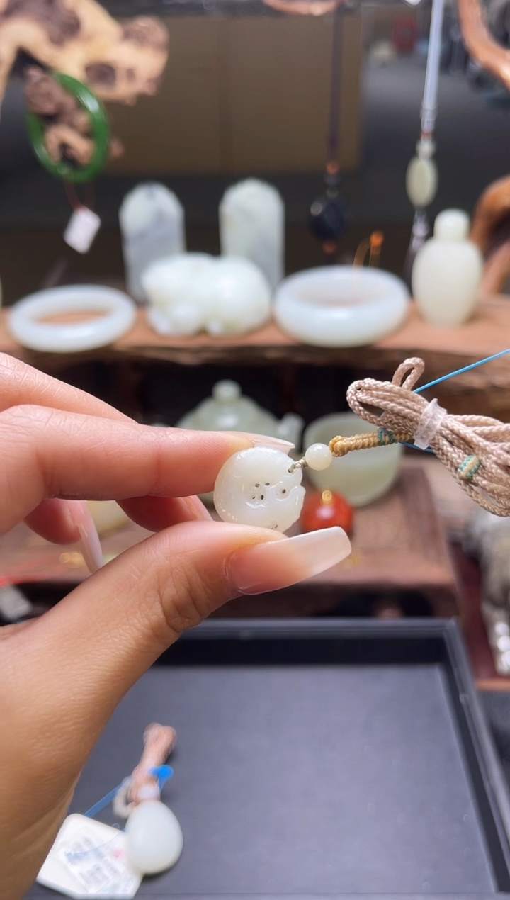 【闪购商品】和田玉吊坠未镶嵌米达鱼化龙9002830