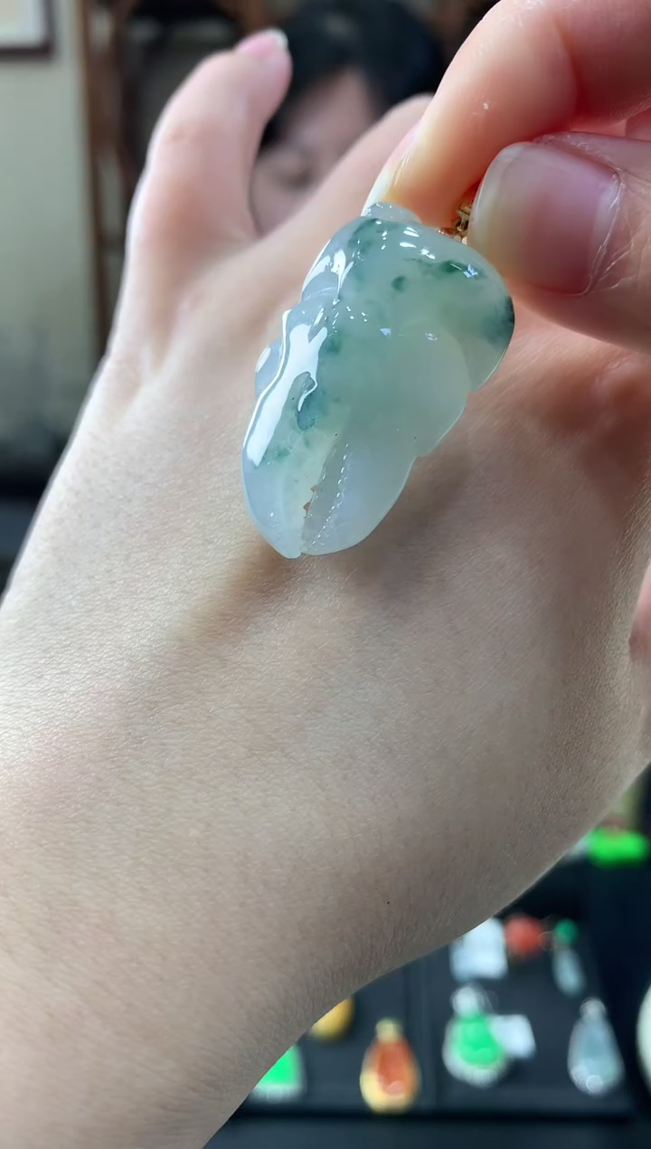 【闪购商品】翡翠吊坠(不含链)18K金镶嵌挂件