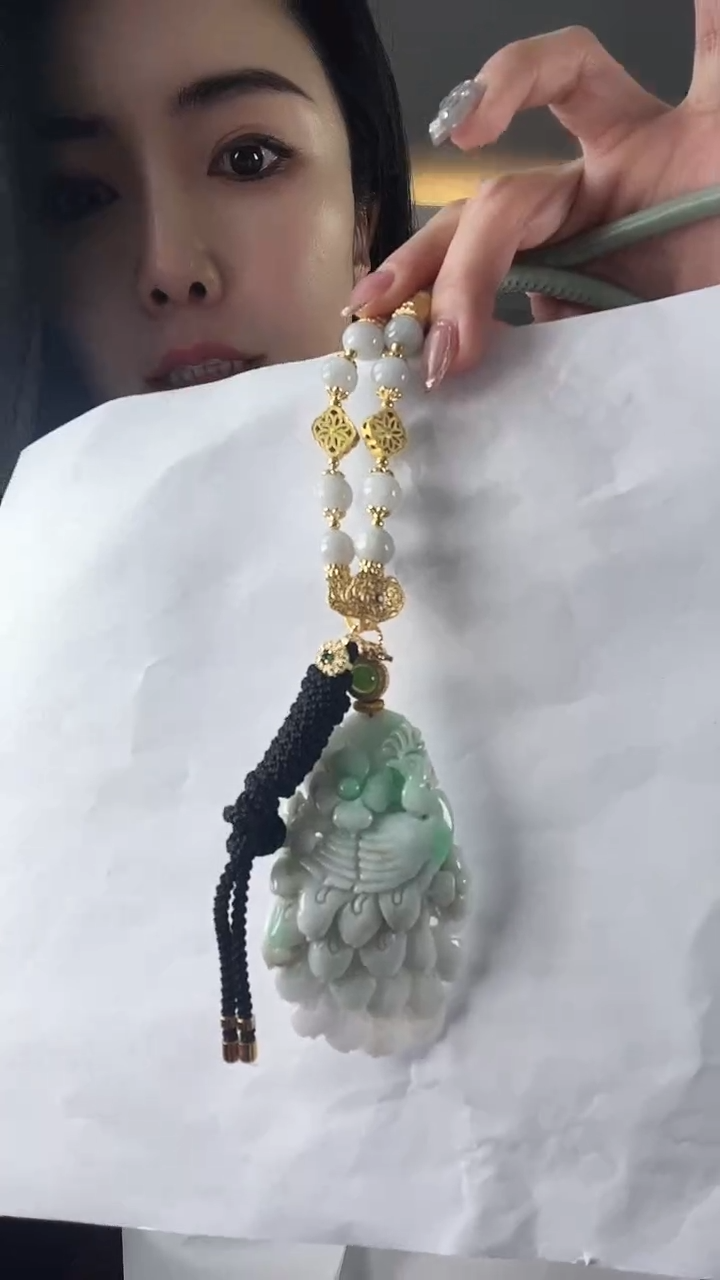 【闪购商品】翡翠颈饰未镶嵌凤凰