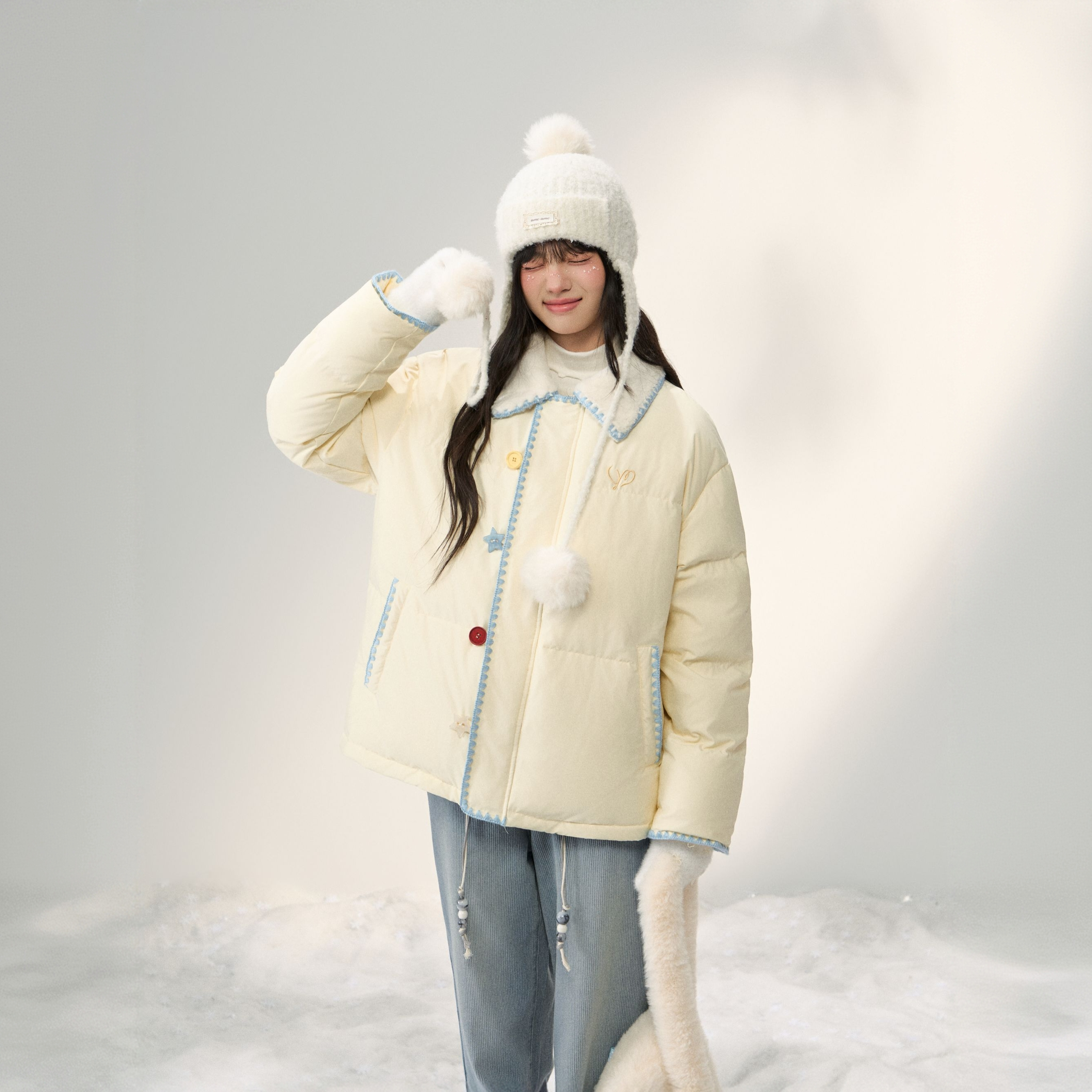 umoumo乌蘑原创设计领子撞色边缘彩扣羽绒服UMOWT141311