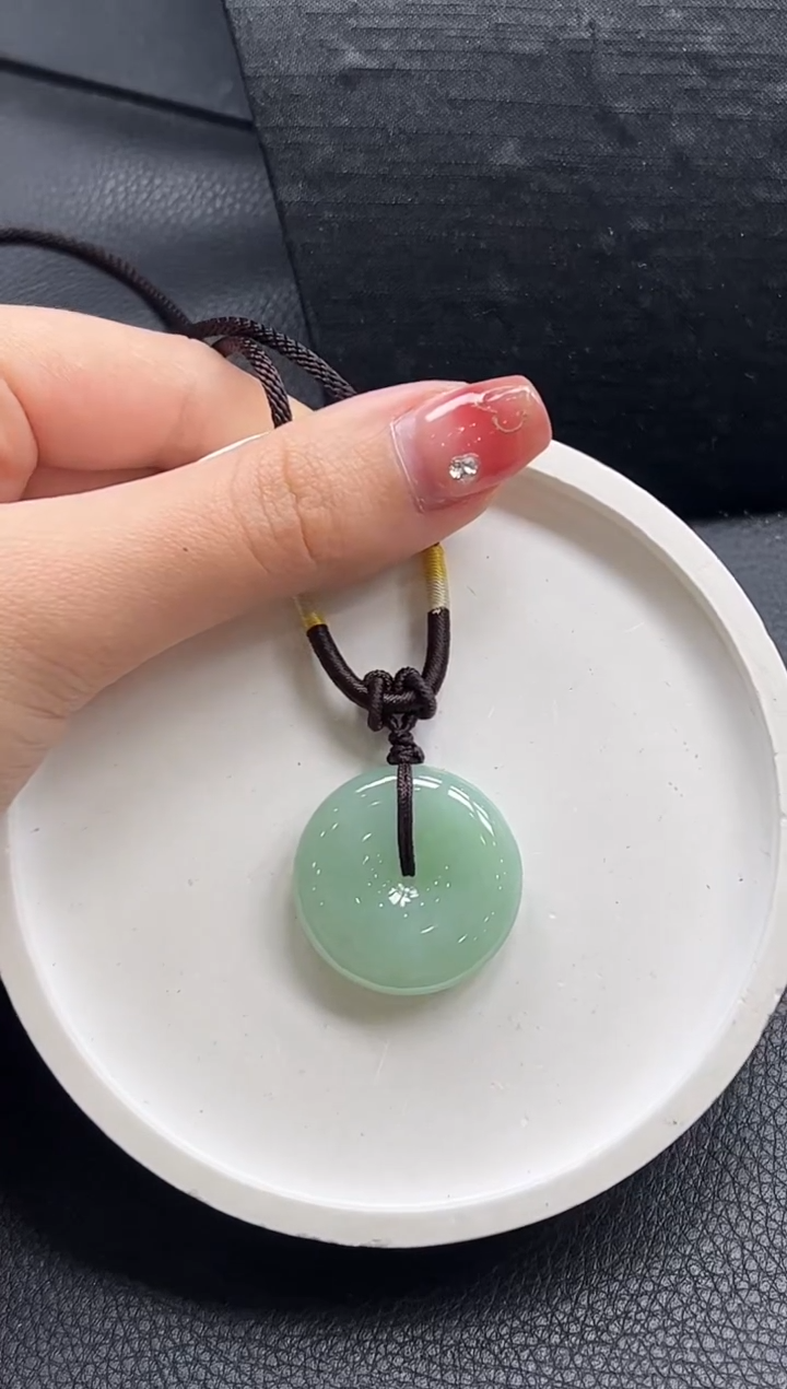 【闪购商品】翡翠颈饰未镶嵌YM1078-4平安扣