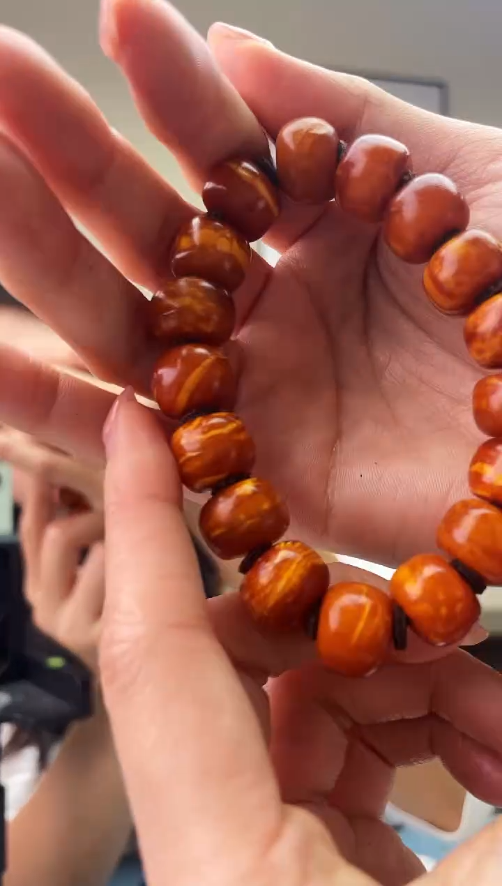 琥珀未镶嵌珠宝奇石T022 13假一罚十，多样性发一件