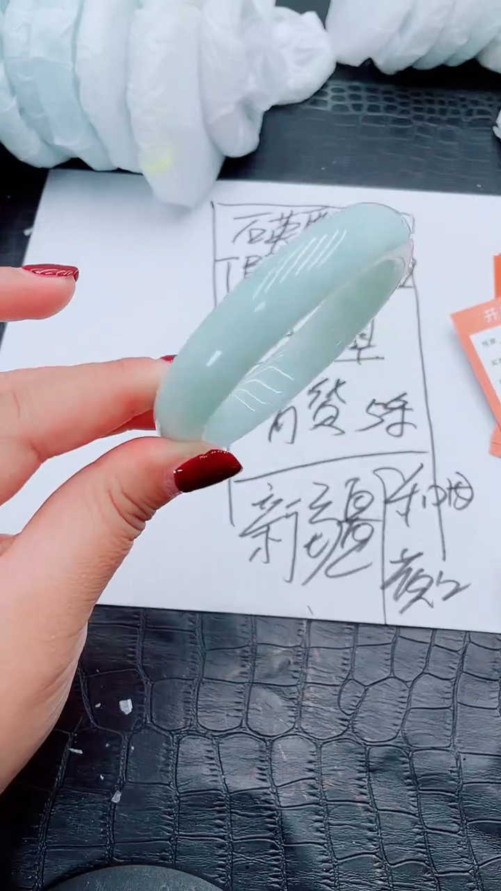 【闪购商品】石英质玉手镯未镶嵌S55-60/61