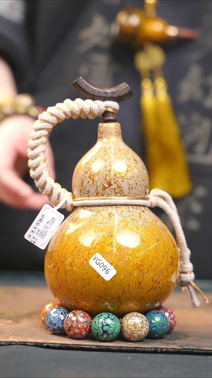 【闪购商品】YG096漆艺酒葫芦不包手串及旋转底座