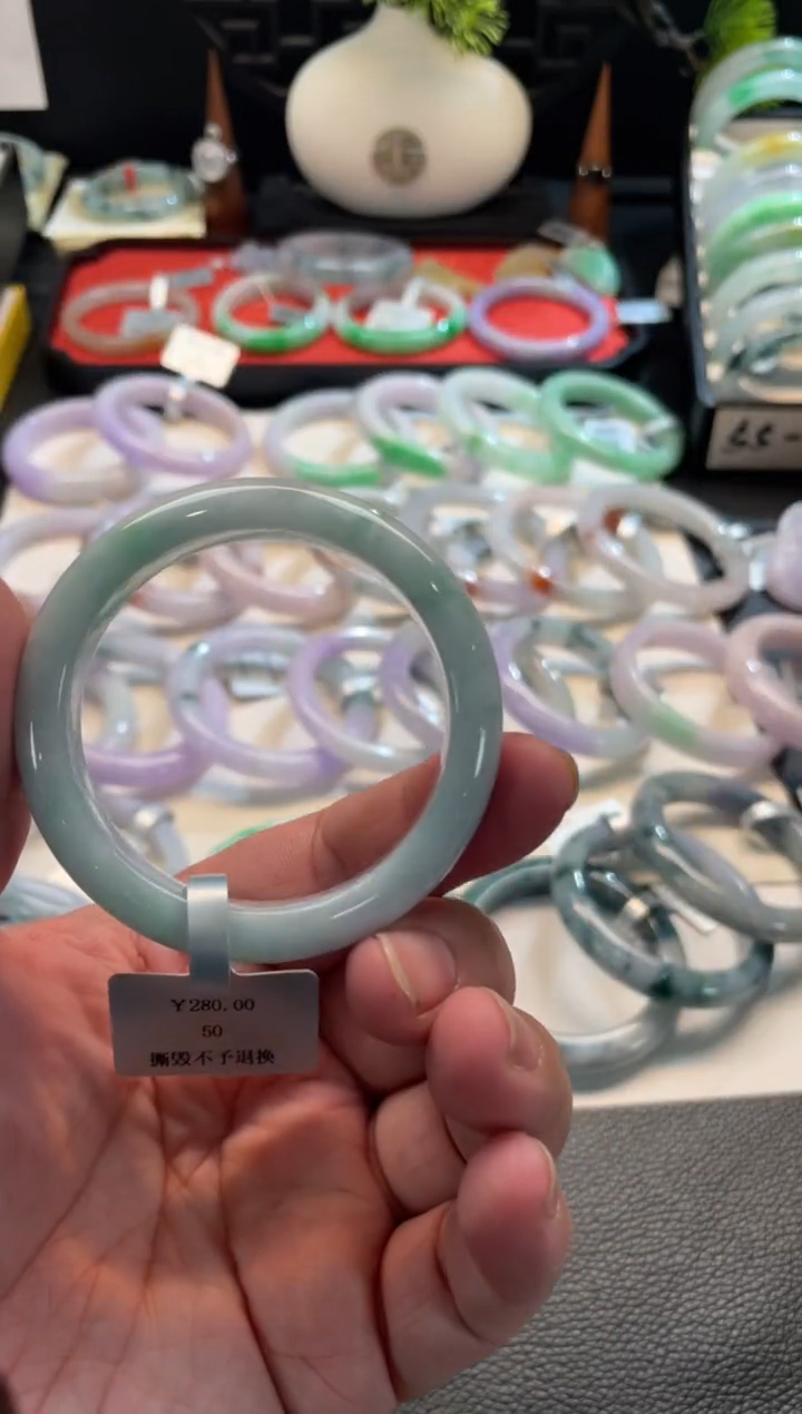 未镶嵌手镯翡翠43号链接 有纹裂 50正圈