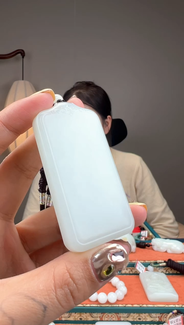 【闪购商品】和田玉颈饰未镶嵌1