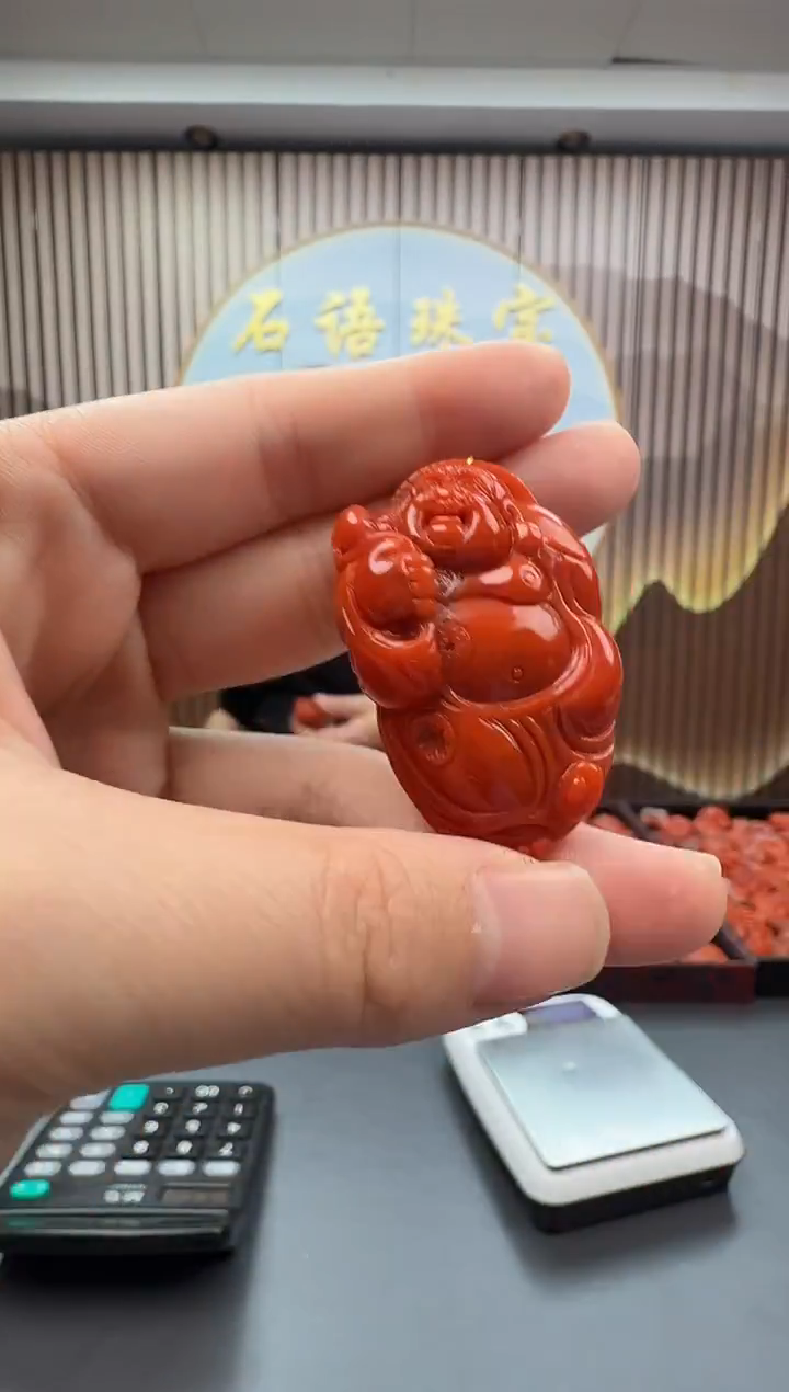 未镶嵌雕刻南红玛瑙082ZB1219产品一个