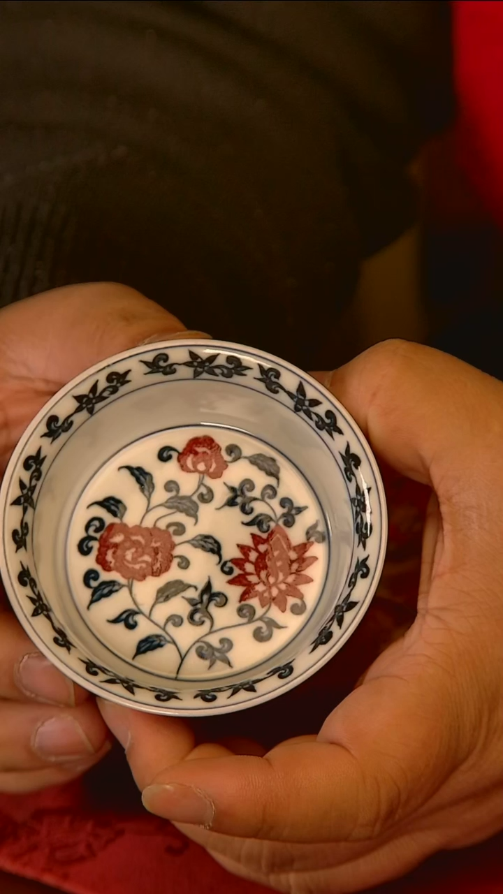 杯手工手绘杯杯很美丽