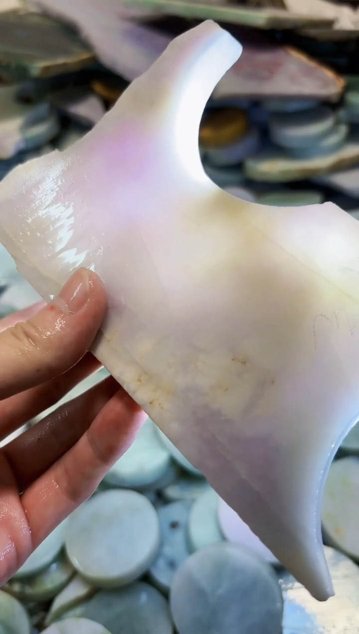 【闪购商品】翡翠颈饰未镶嵌A货吴玉1934