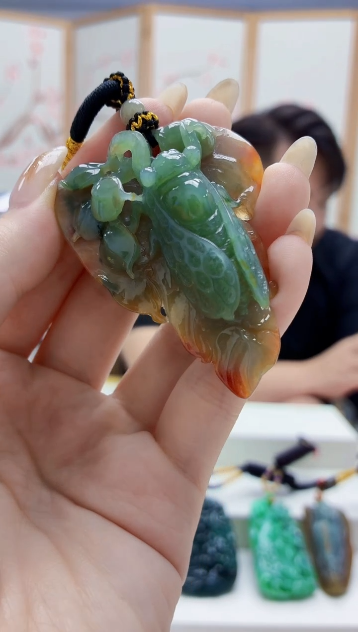 未镶嵌定制翡翠5060jw-毛货挂件121