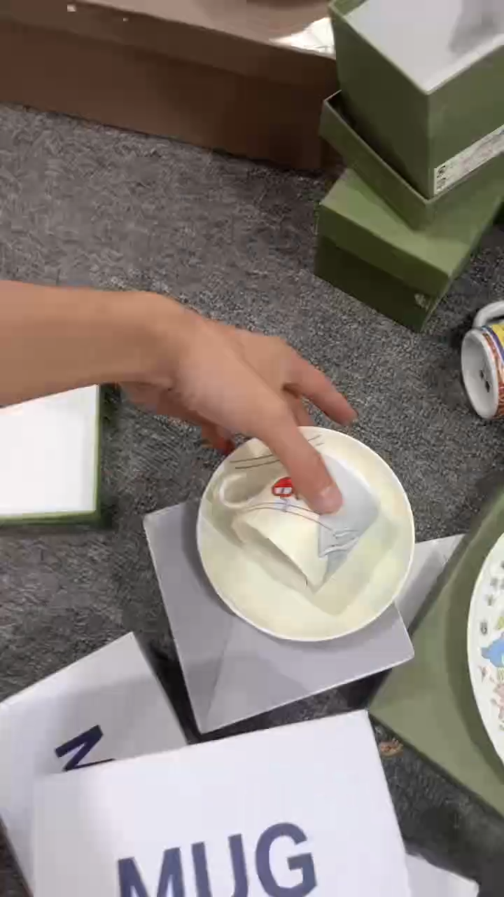 瓷片大牌瓷器大放漏！！！