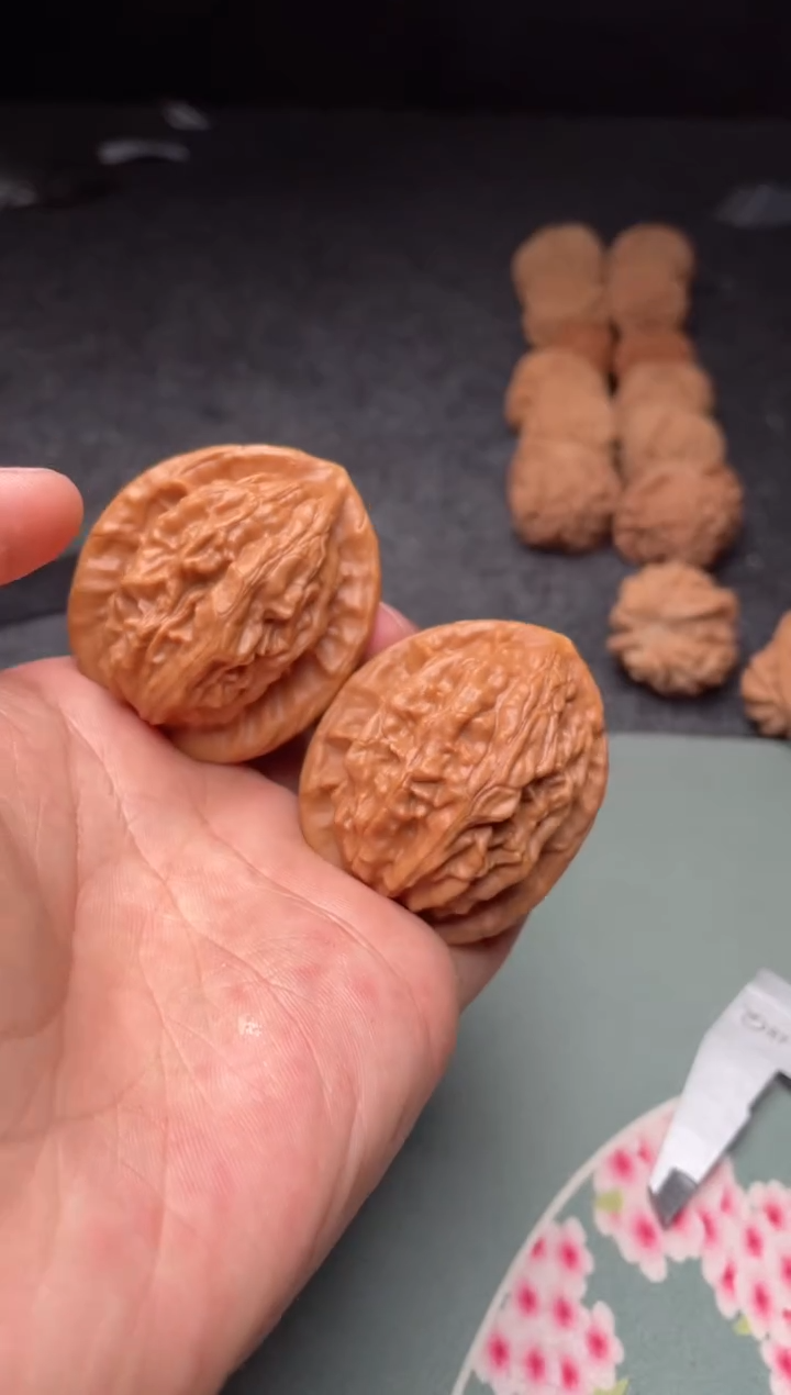 把件文玩核桃a258  大红袍    42尺