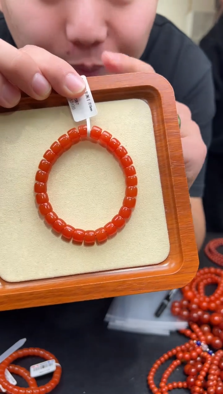 【闪购商品】南红玛瑙手链未镶嵌樱桃红8mm/yz01587多样性发货