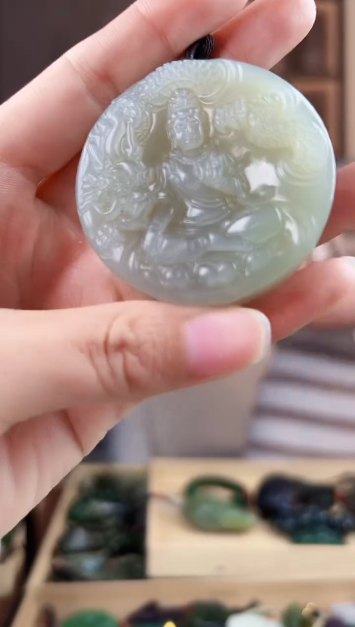 颈饰未镶嵌和田玉拍一发一，多样性发货