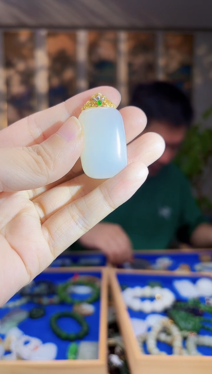未镶嵌和田玉挂件拍一发一
