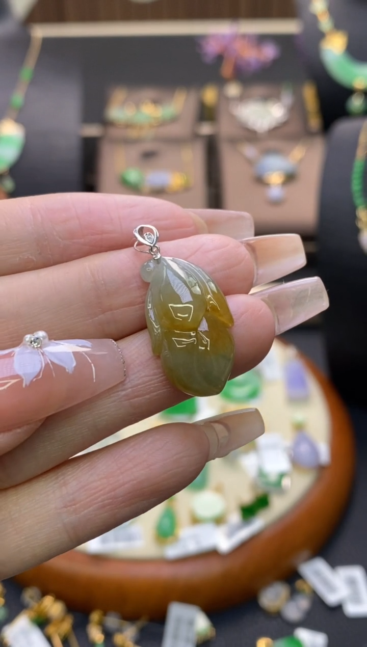 【闪购商品】翡翠颈饰18K金镶嵌净货12456