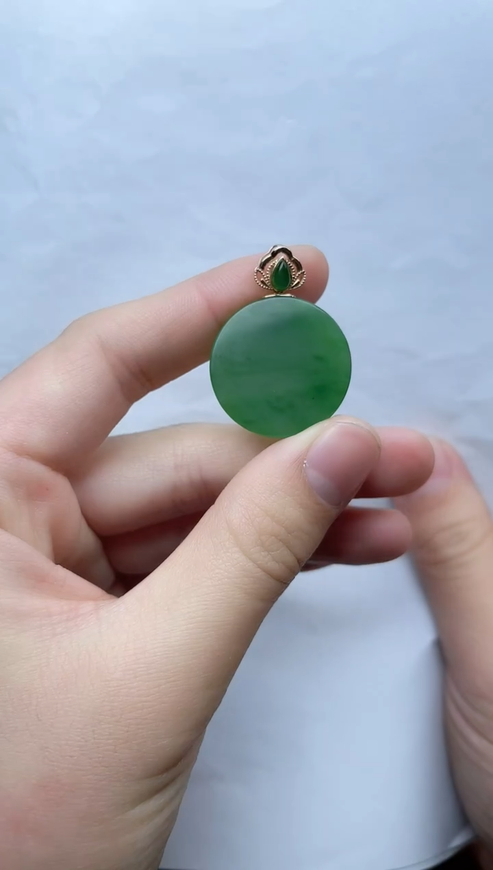 【闪购商品】和田玉颈饰18K金镶嵌圆牌kk