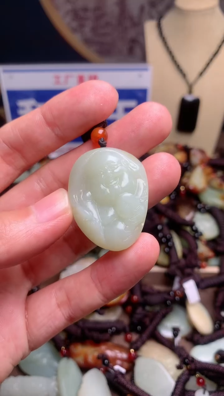 【闪购商品】和田玉颈饰未镶嵌1
