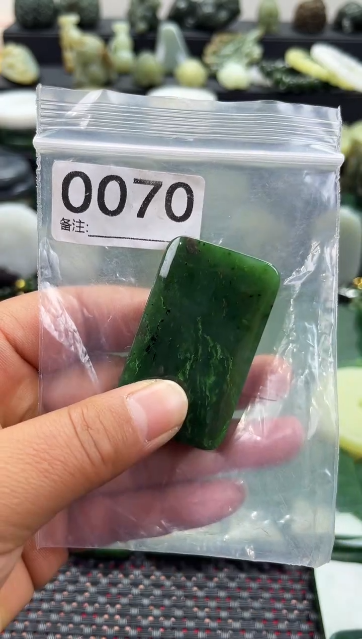 未镶嵌和田玉珠宝半成品无事牌