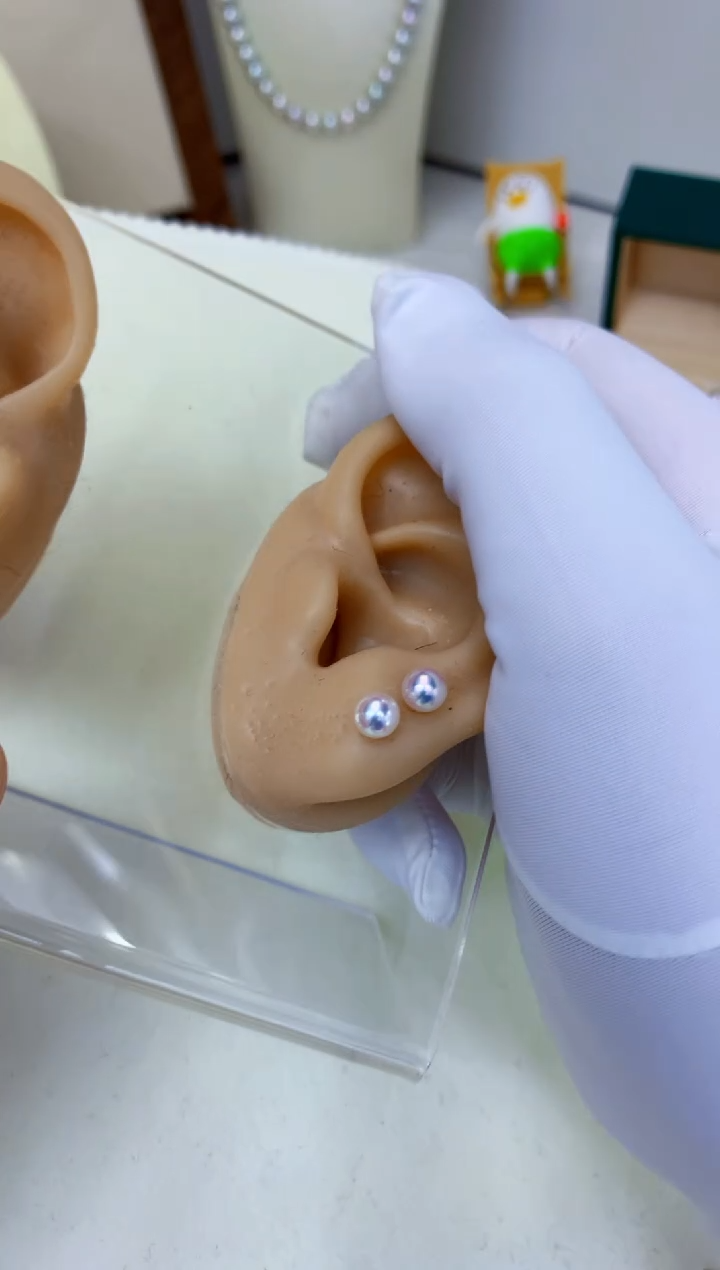 18K金镶嵌海水珍珠饰品5-6素钉定制