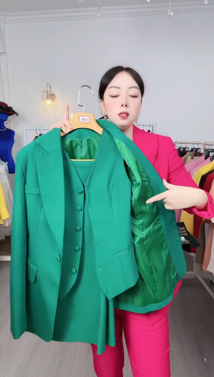衣服M裤子L码（默认微瑕、不退不换）