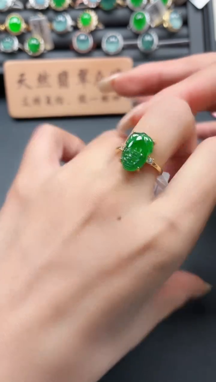 银S925镶嵌戒指翡翠111