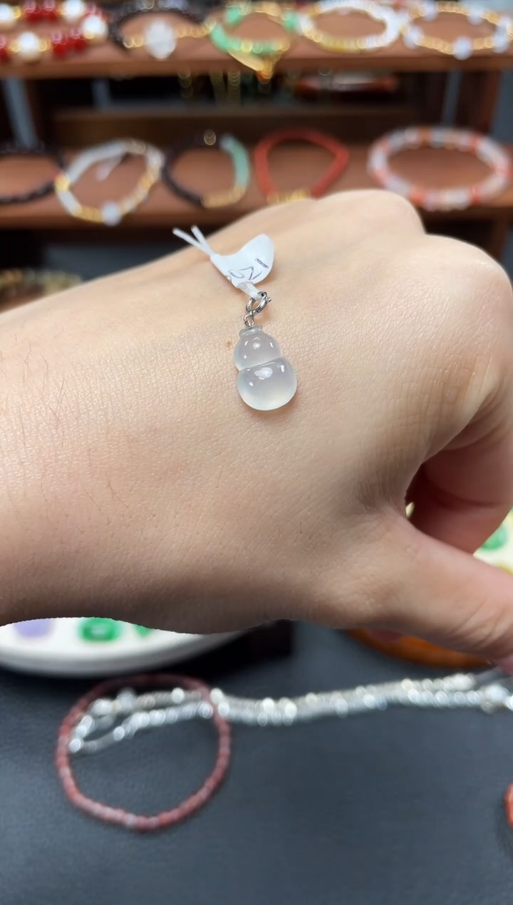 【闪购商品】翡翠吊坠(不含链)18K金镶嵌一个  JK691