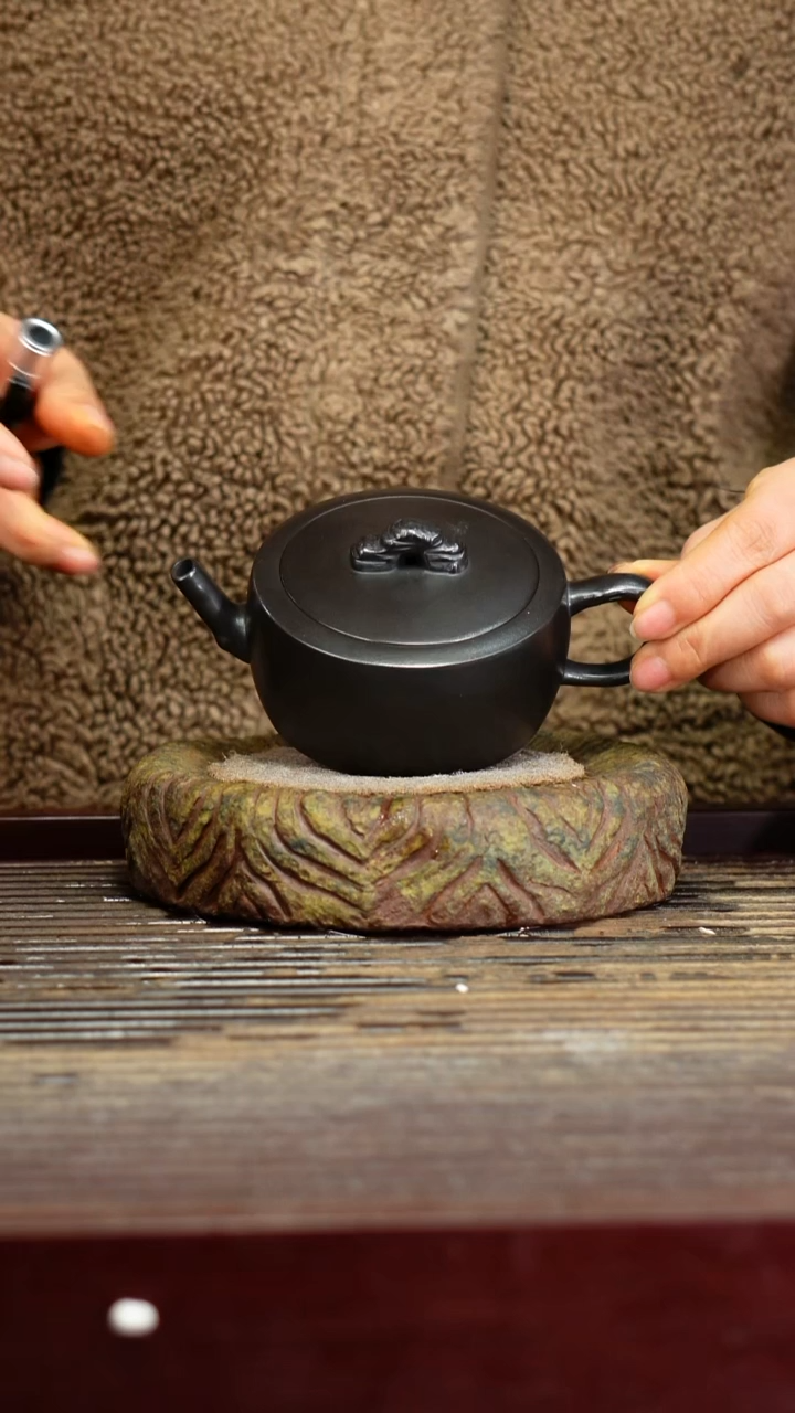 宜兴原矿紫砂壶茶壶宜兴原矿紫砂壶茶壶150C