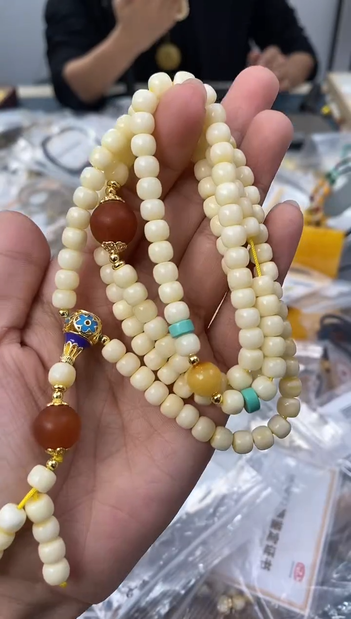 【闪购商品】琥珀裸石未镶嵌天然琥珀蜜蜡108
