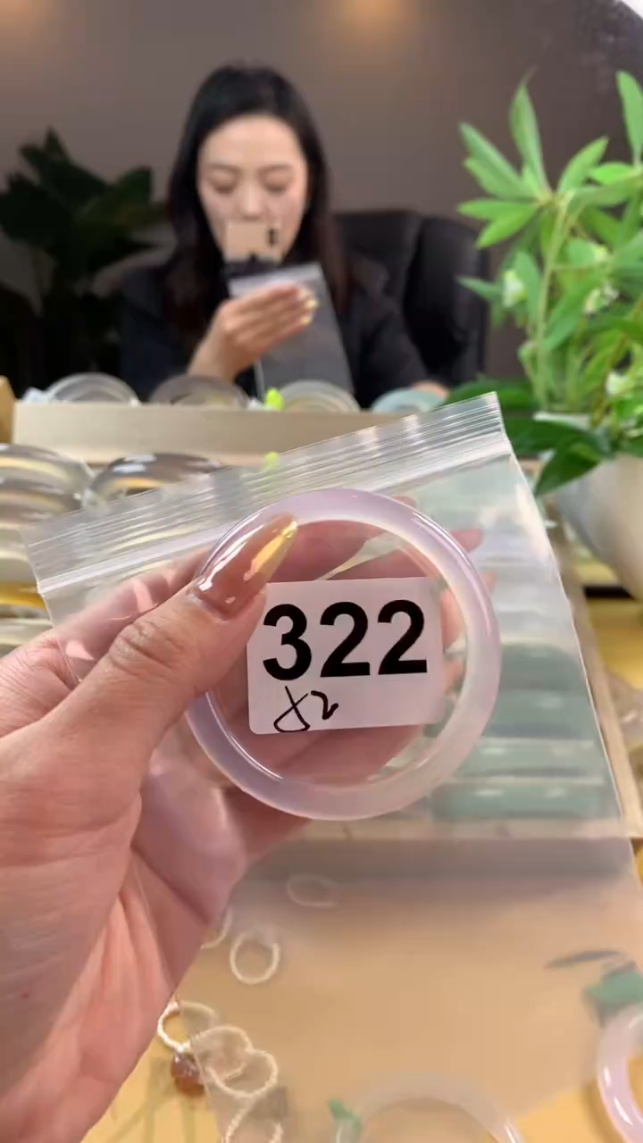 【闪购商品】玛瑙/玉髓手镯未镶嵌322