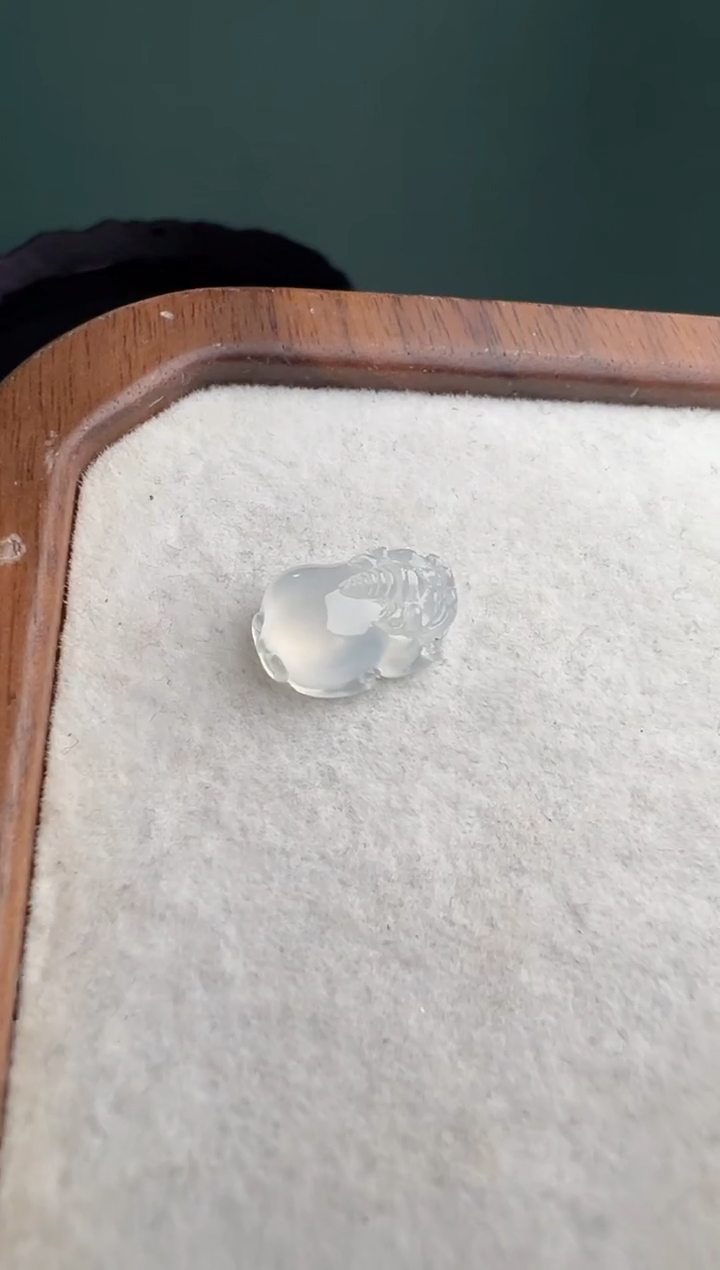 未镶嵌定制翡翠冰貔貅