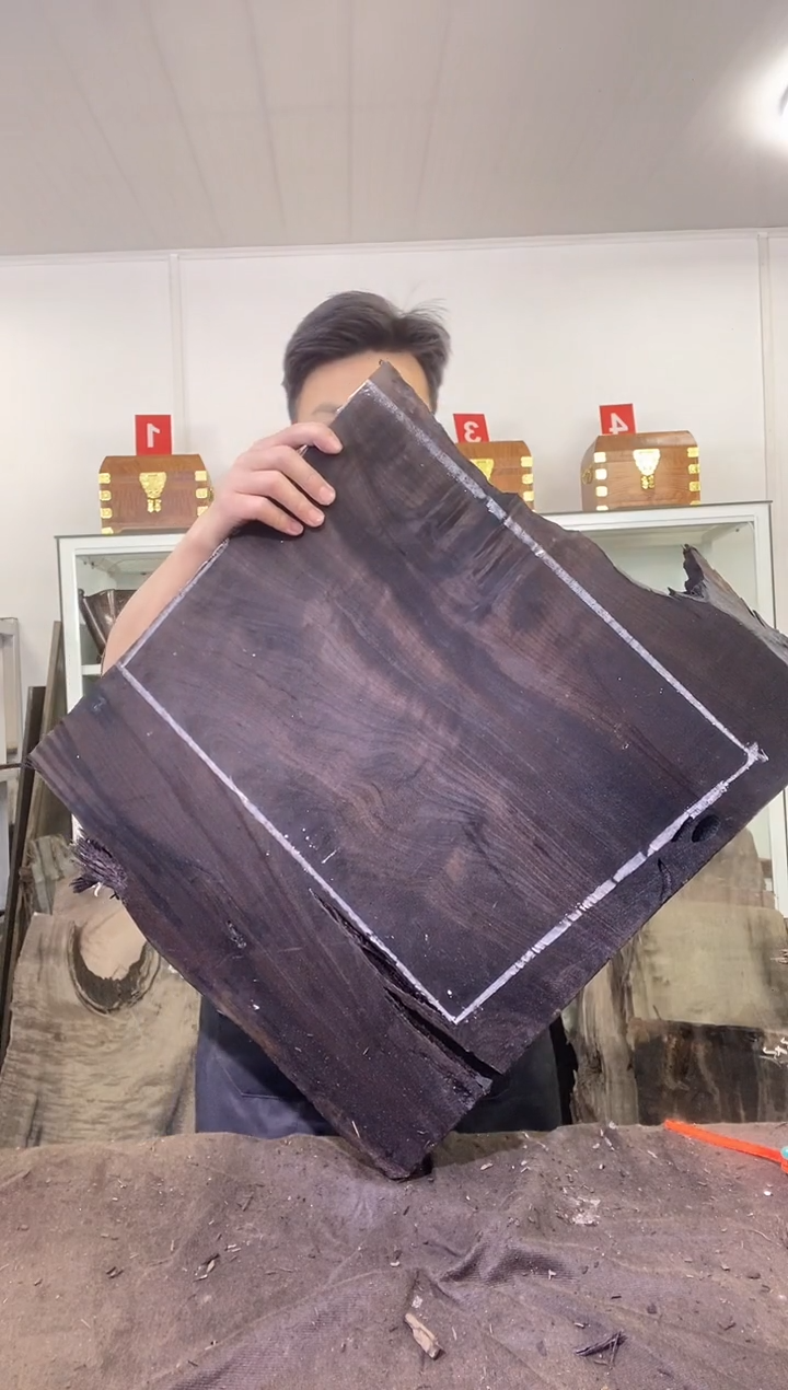 万****?金丝楠木原料木材