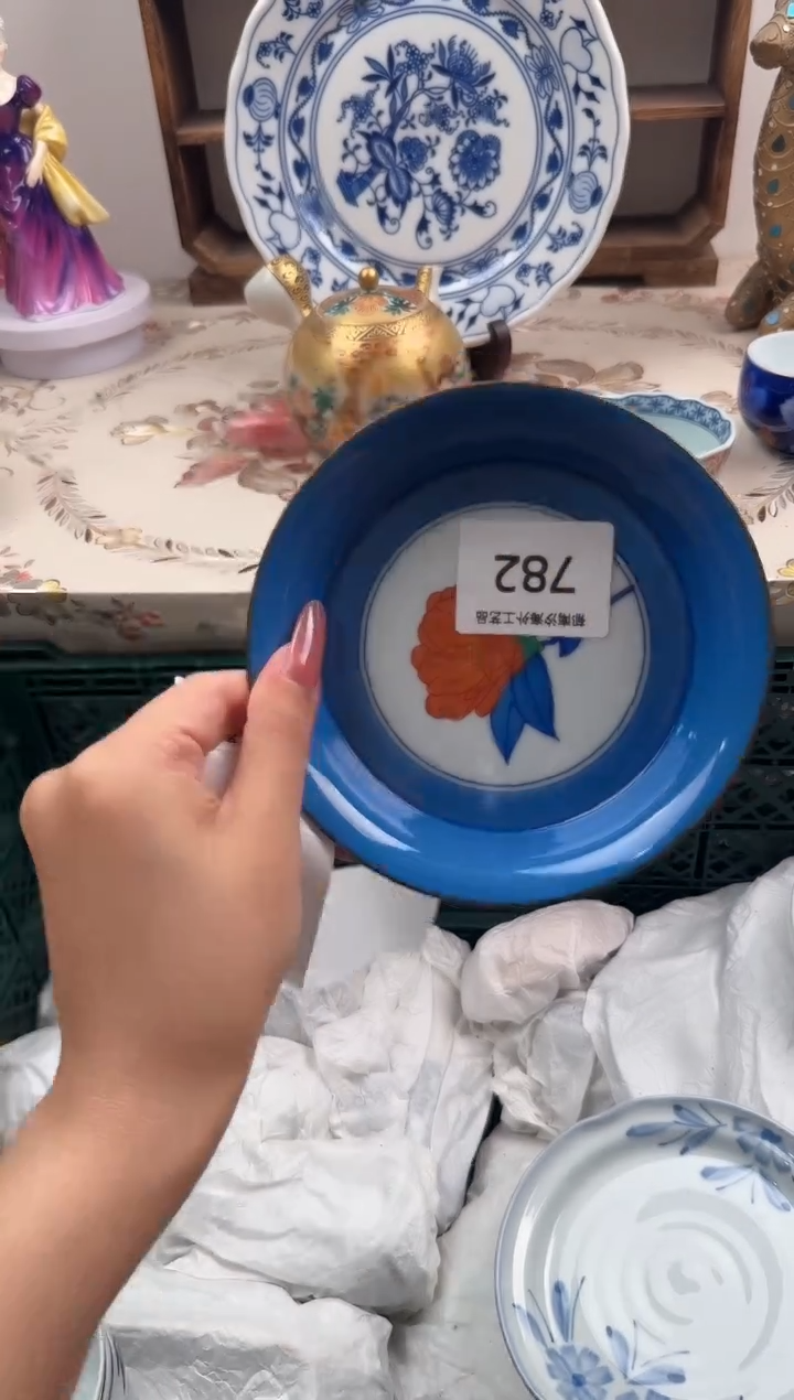 瓷片L**aA         782