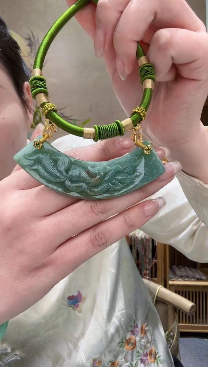 【闪购商品】翡翠颈饰未镶嵌吊坠