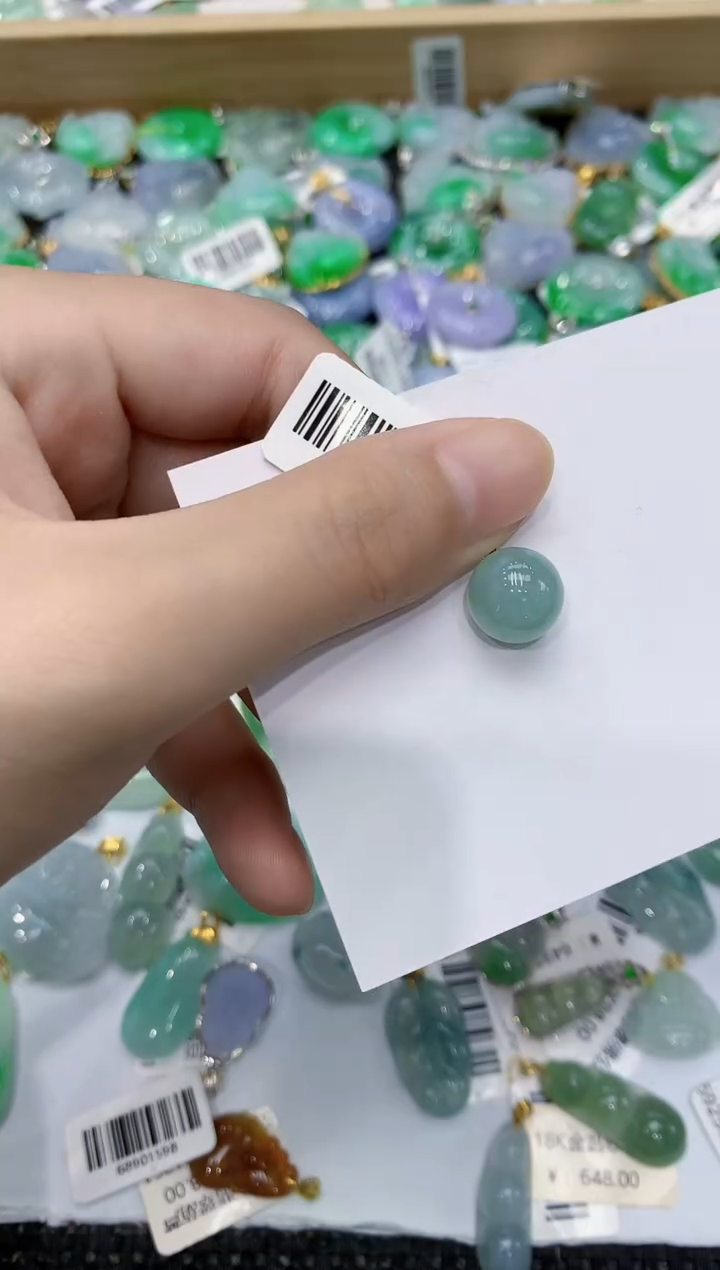 翡翠18K金镶嵌颈饰111111111